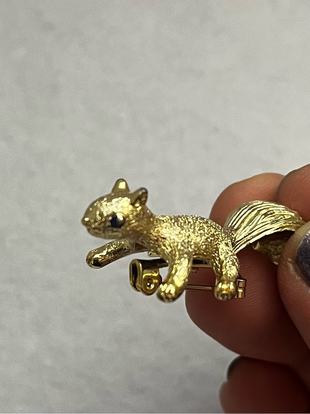 Vintage Gold Small Squirrel Pin